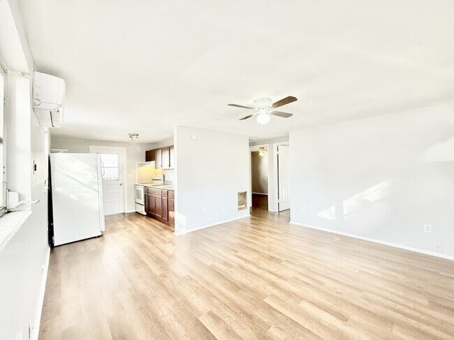 Building Photo - 2611 41st Ave N