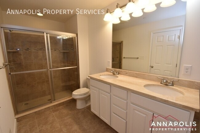 Building Photo - 102 Carraway Ln