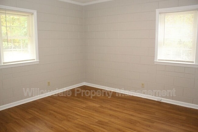 Building Photo - 3122 Tuckaway Dr