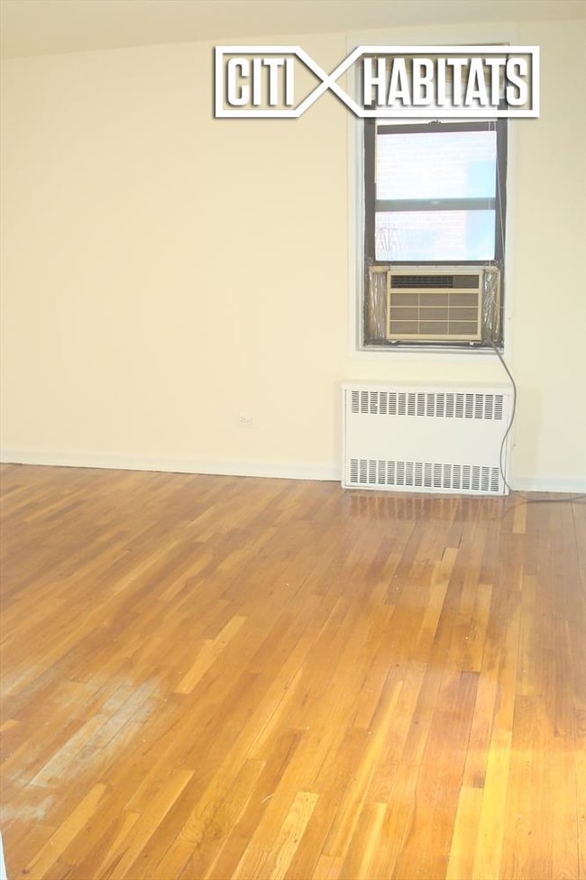 Building Photo - 88-11 Sutphin Blvd