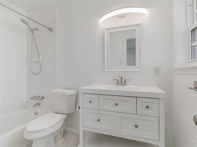 Building Photo - 2976 Cameo Ln