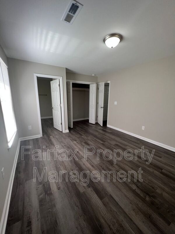 Building Photo - 2612 Owen St