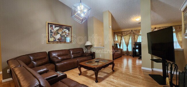 Building Photo - 4284 Cedar Lake Cove