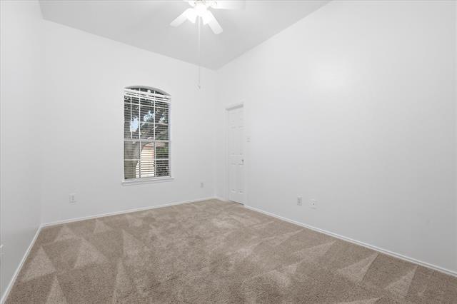 Building Photo - 2825 Saddlebred Trail