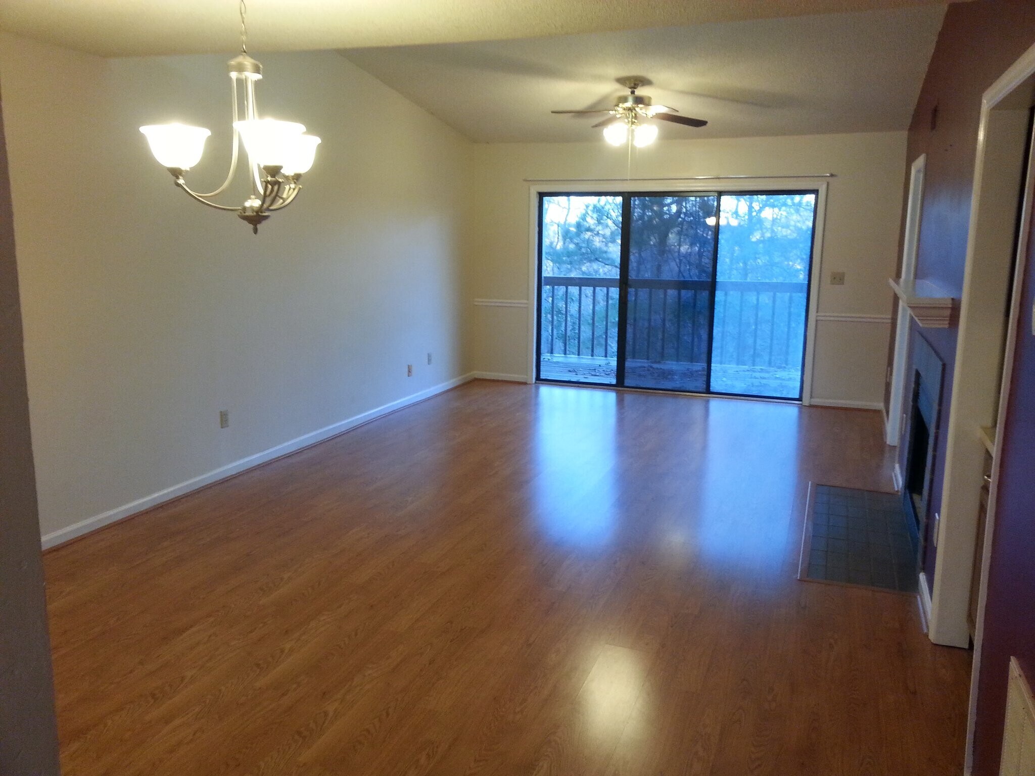 Building Photo - 132 Edgewater Ln