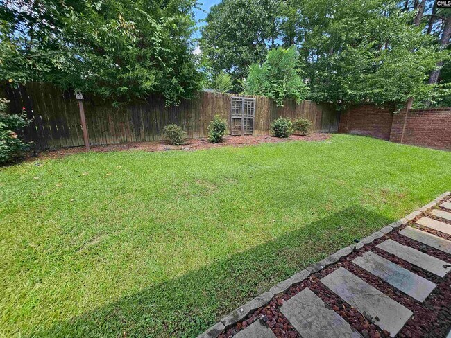 Building Photo - 135 Long Iron Ct