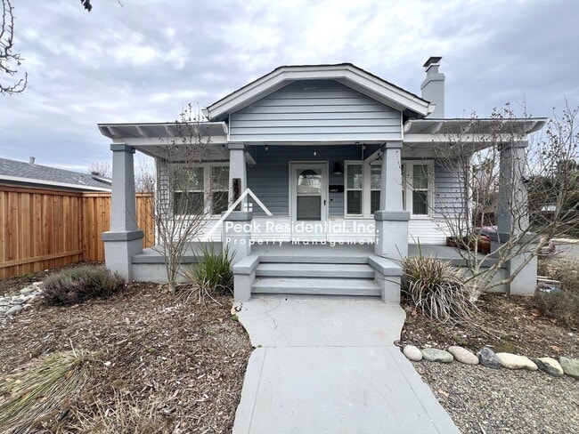 Building Photo - Charming Tahoe Park 2bd/1ba House