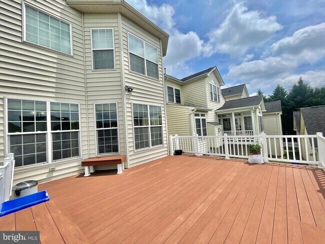 Building Photo - 23110 Mistflower Dr