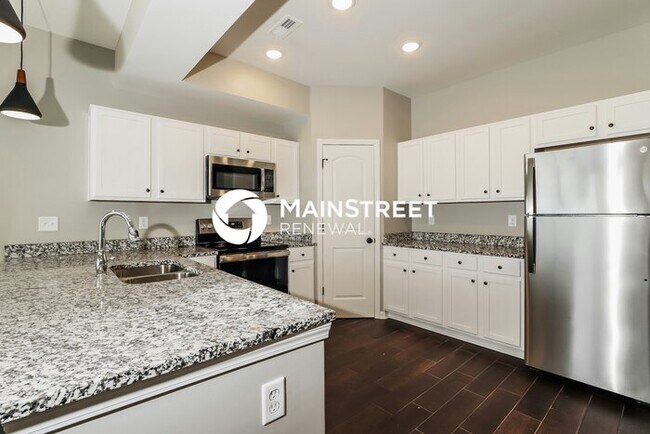 Building Photo - 3 Bedroom Pet-Friendly Home in Jeffersonvi...