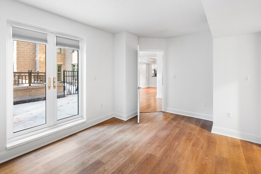 Building Photo - 1150 K St NW
