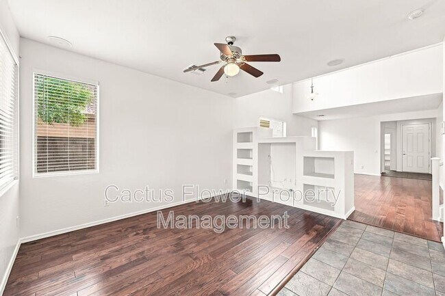 Building Photo - 3628 E Janelle Way