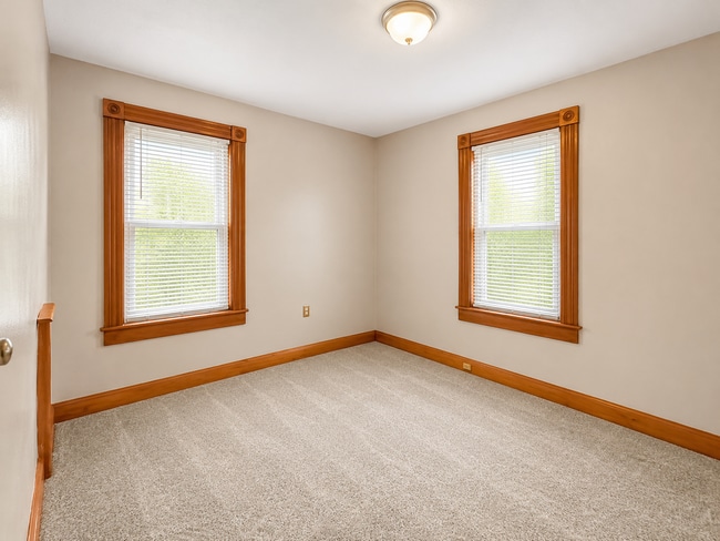 Building Photo - Classic Charm Meets Modern Updates in This Spacious Home ?