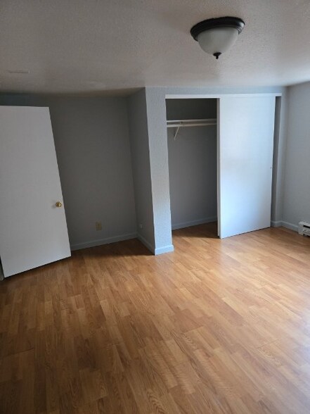 Building Photo - 620 SW 4th Ave