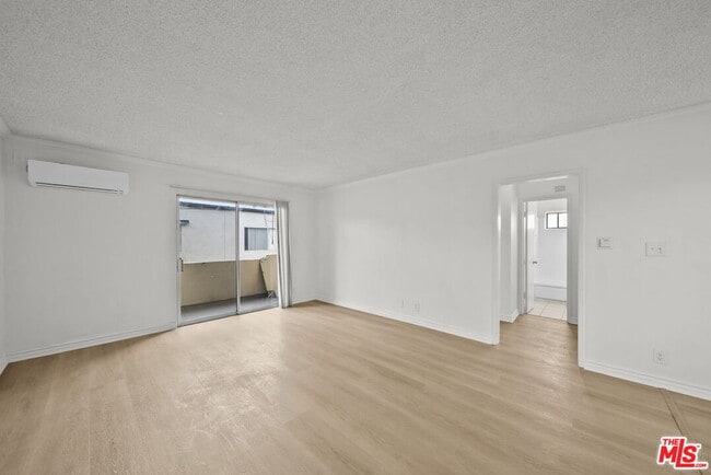 Building Photo - 8371 Northgate Ave