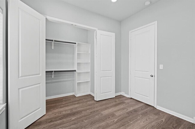 Building Photo - 18835 Elegance Ave