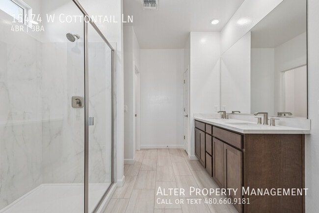 Building Photo - 15474 W Cottontail Ln