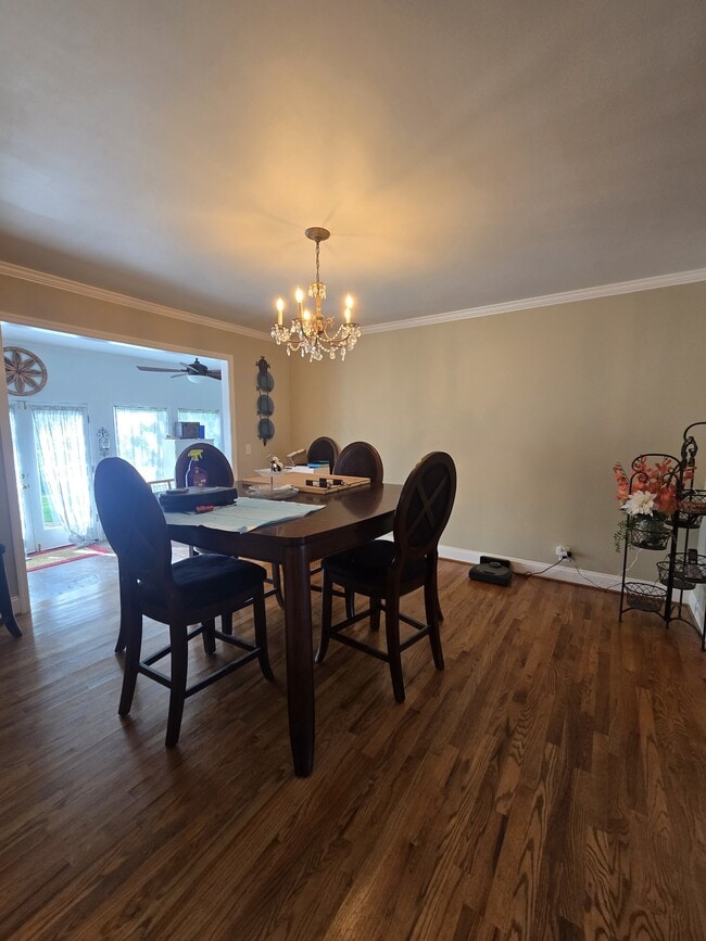 Building Photo - 232 Pebble Glen Dr