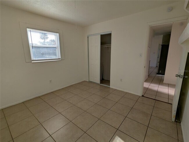 Building Photo - 9310 Whitman Ln