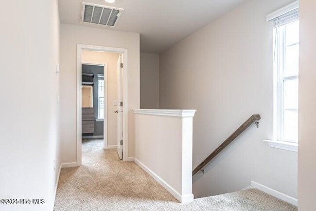 Building Photo - 1210 Gracie Ln