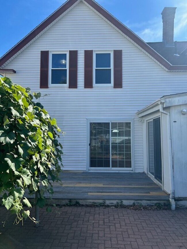 Building Photo - Single Family Home for Rent