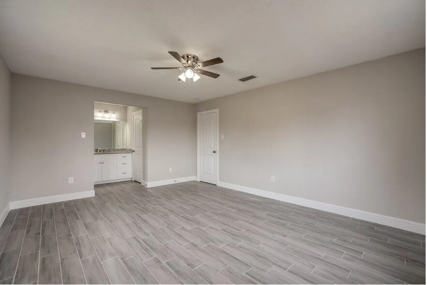 Primary Bedroom 1 - 2311 Blackhaw Ct