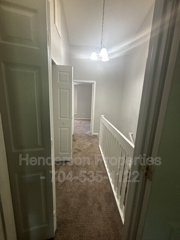 Building Photo - 6856 Cypress Tree Ln