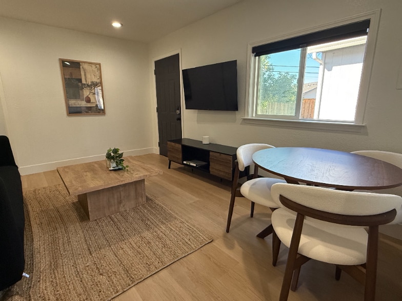 Building Photo - 14361 Buckner Dr