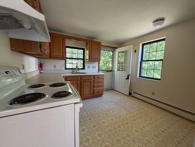 Building Photo - 56 Westville Rd