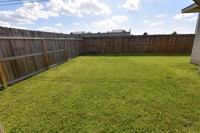 Building Photo - 7927 Cardinal Landing Ln