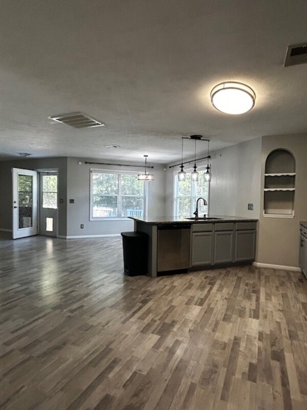 Building Photo - 368 Peppercorn Ln