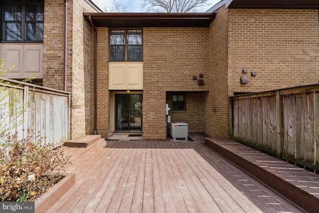 Building Photo - 2053 Headlands Cir