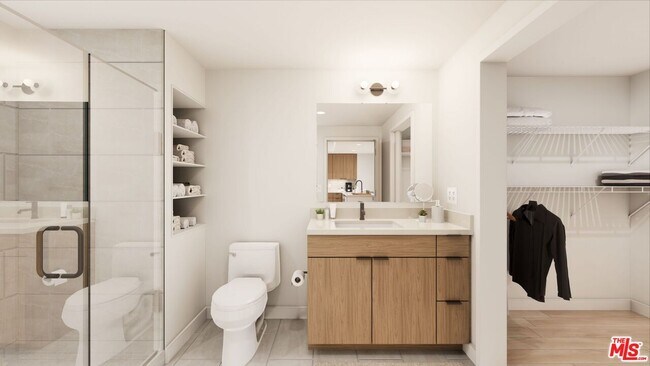 Building Photo - 800 N Front St