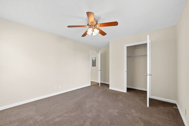 Building Photo - 105 Solid Rock Ct