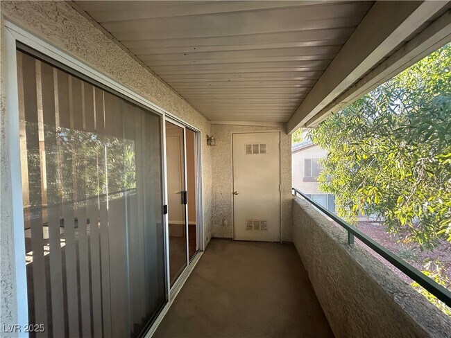 Building Photo - 5710 Tropicana Ave