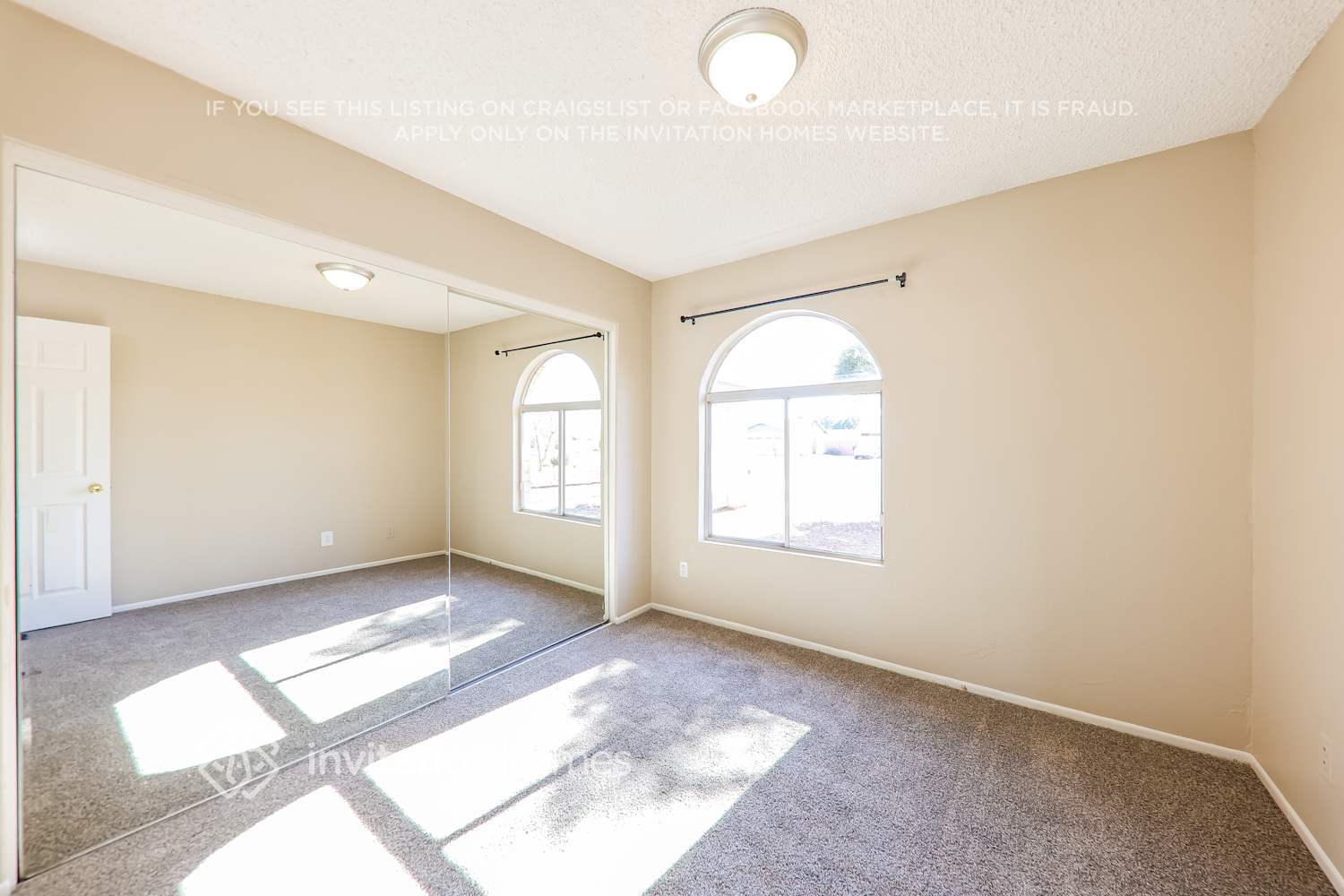 Building Photo - 5256 W Cholla St