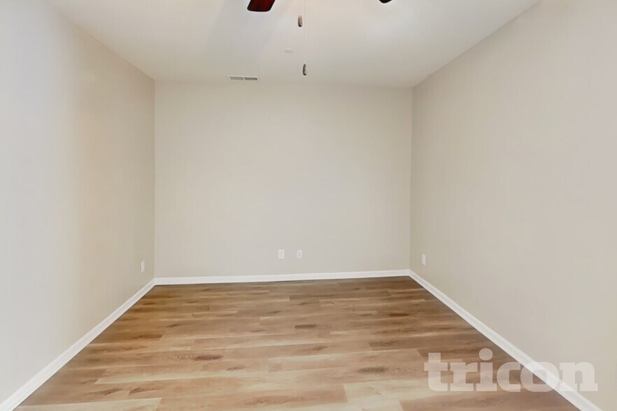Building Photo - 309 Woodfern Ct