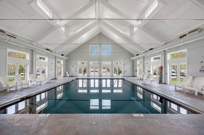 Building Photo - 3 Harvest Dr