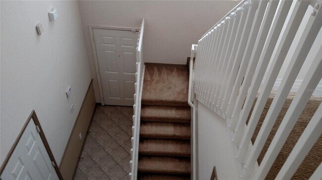 Building Photo - 30105 Mossbank Dr