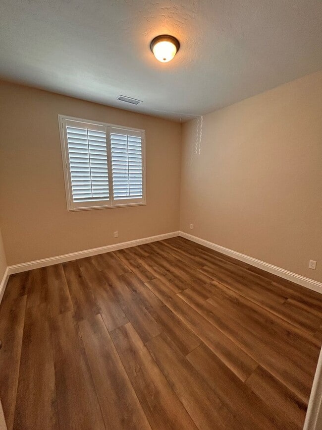 Building Photo - Beautiful Home for rent in Shannon Ranch in Visalia!