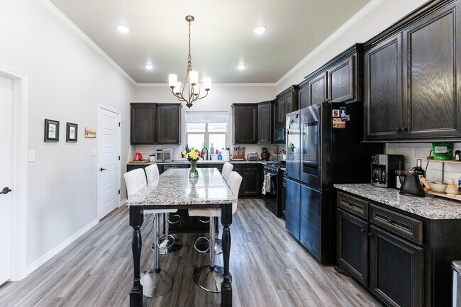 Building Photo - Spacious 4 Bed Home Near Frenship Schools | Modern Build | 2022 Construction