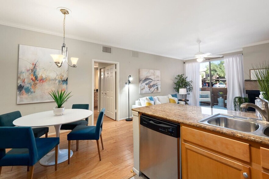 Building Photo - 7009 E Acoma Dr