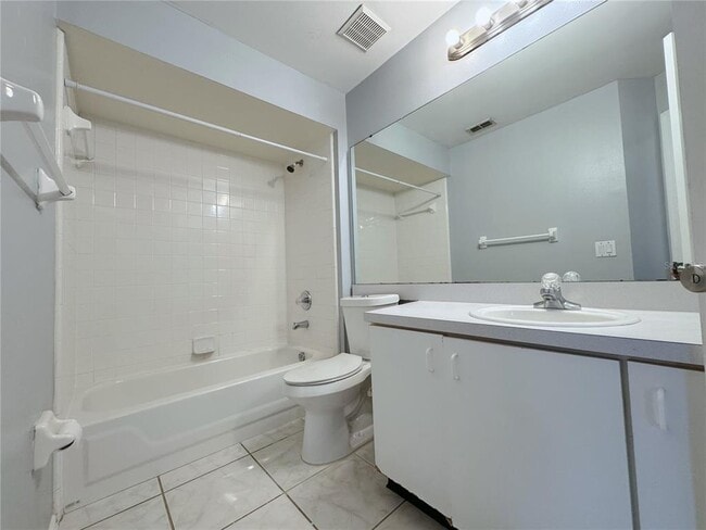 Building Photo - 1730 Bridgeview Cir