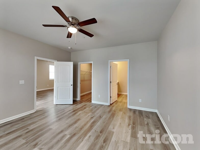 Building Photo - 9150 War Eagles Way