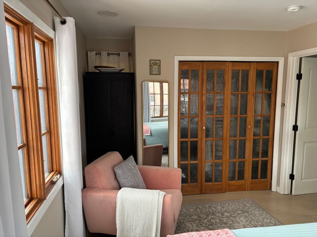 Building Photo - 413 Cam De La Placita