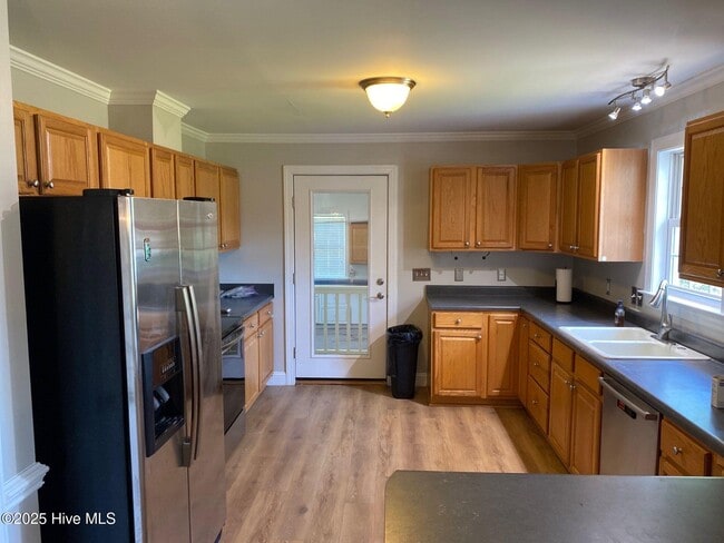 Building Photo - 1149 Stone Creek Dr
