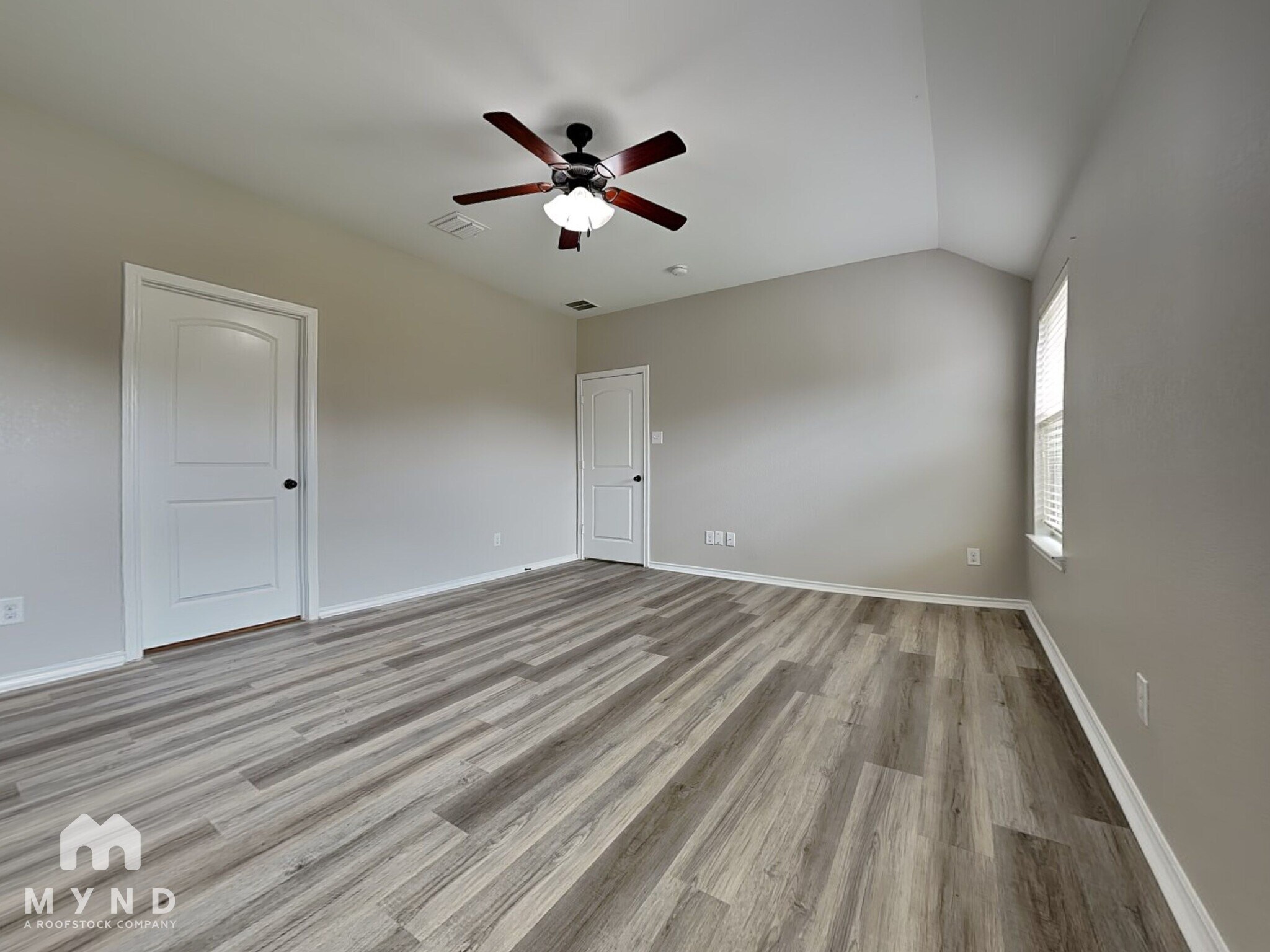 Building Photo - 126 Liberty Way