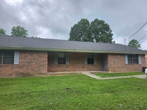 Building Photo - 107 Lytle Rd