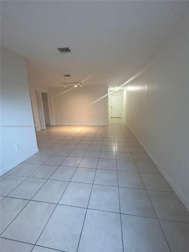 Building Photo - 3876 NW 207 St Rd