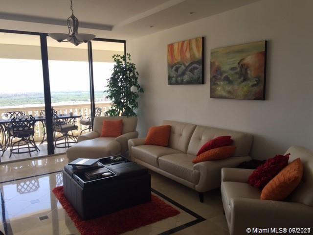 Building Photo - 2000 Island Blvd