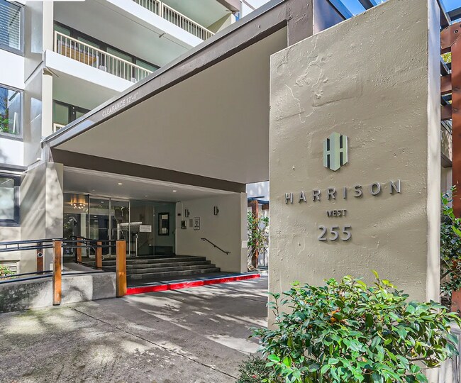 Building Photo - 1-Bedroom Condo on 14th floor of Harrison West - Corner Unit!